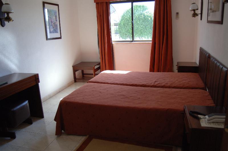 Elxadai Parque Hotel Elvas Kültér fotó